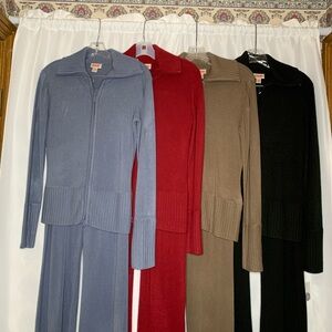 Stylish Zip-Up Sweater Set in Multiple Colors.
BLUE SOLD: $30 OTHERS AVAILABLE.